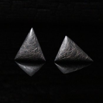 Caroline Savoie Joaillerie Boucles D'oreilles Fleches Noires Bijoux Faits Main Montreal Handmade Jewellery Earrings Black