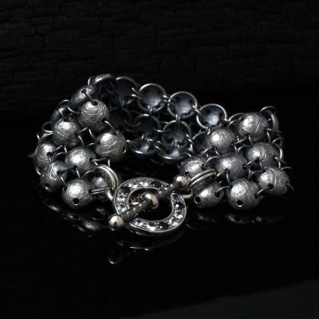 Caroline Savoie Joaillerie Bracelet Asteroides Saphirs Blancs Noirs Bijoux Faits Main Montreal Handmade Jewellery