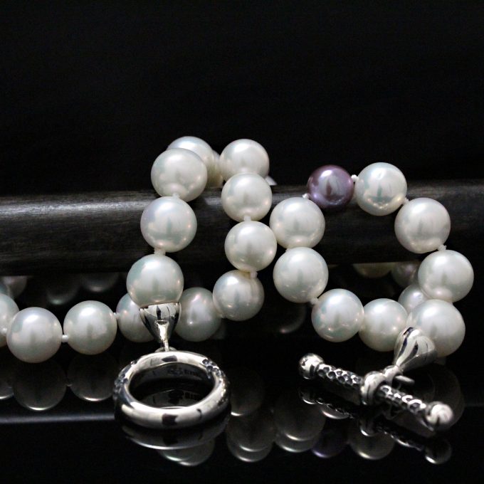 Caroline Savoie Joaillerie Collier Perles Jaguar Blanches Kasumiga Bijoux Faits Main Montreal Handmade Jewelry Pearls Necklace (7)