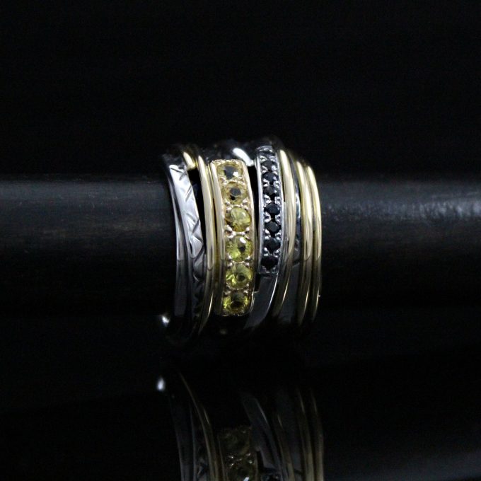 Caroline Savoie Joaillerie Bague Imperiale Abeille Saphirs Or 18k Argent Bijoux Fait Main Quebec Montreal Handmade Jewelry Bee Ring Gold Silver (5)