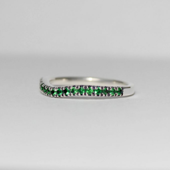 Caroline Savoie Joaillerie Bague Vague Verte Bijoux Faits Main Quebec Montreal Handmade Jewelry Green Wavy Ring Emerald (7)