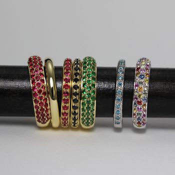 Caroline Savoie Joaillerie Bagues Reine Valet Or Jaune 18k Or Blanc Diamant Bleu Saphir Emeraude Rubis Bijoux Fait Main Quebec Joaillier Montreal Handmade Jewelry (4)