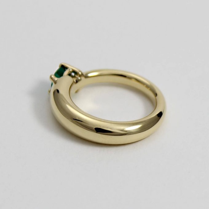 Caroline Savoie Joaillerie Bague Emeraude Or 18k Bijoux Faits Main Quebec Montreal Handmade Jewelry Emerald Gold (12)
