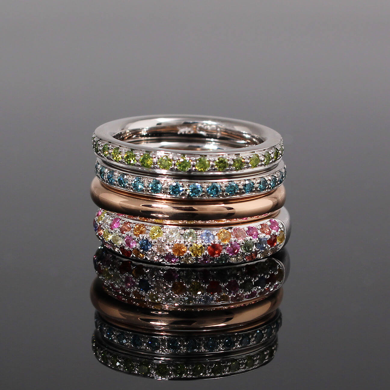 Caroline Savoie Joaillerie Bague Valet Diamant Vert Bleu Saphir Colorful Bijoux Montreal Quebec