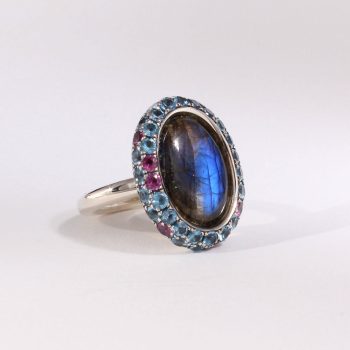 Caroline Savoie Joaillerie Bague Labradorite Ovale Bleue Bijoux Faits Main Montreal Quebec (5)