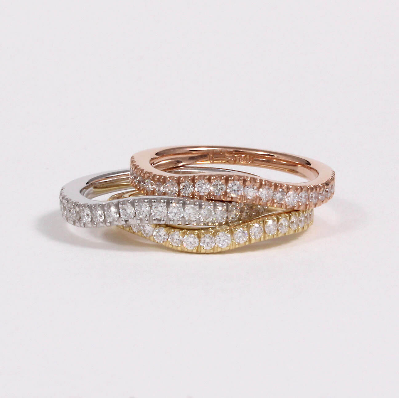 Caroline Savoie Joaillerie Bague Vague Diamant Or Rose Jaune Blanc Stackable Ring Bijoux Montreal Quebec (3)