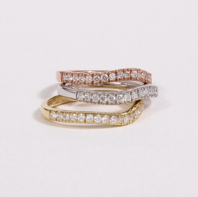 Caroline Savoie Joaillerie Bague Vague Diamant Or Rose Jaune Blanc Stackable Ring Bijoux Montreal Quebec (4)