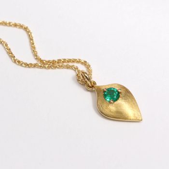 Caroline Savoie Joaillerie Pendentif Larme Emeraude Or Jaune 18k Collier Bijoux Montreal Quebec (3)