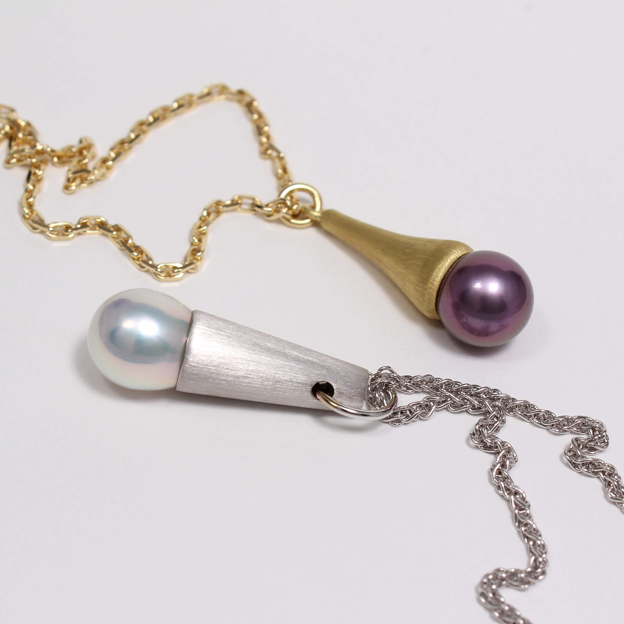 Caroline Savoie Joaillerie Pendentif Perle Kasumiga Blanche or Jaune 18k Or Blanc 14k Collier Bijoux Montreal Quebec (4)